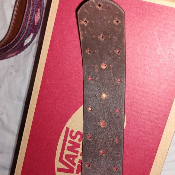 Fossil Brown Leather Belt 43 Inches - Picture 4 of 7